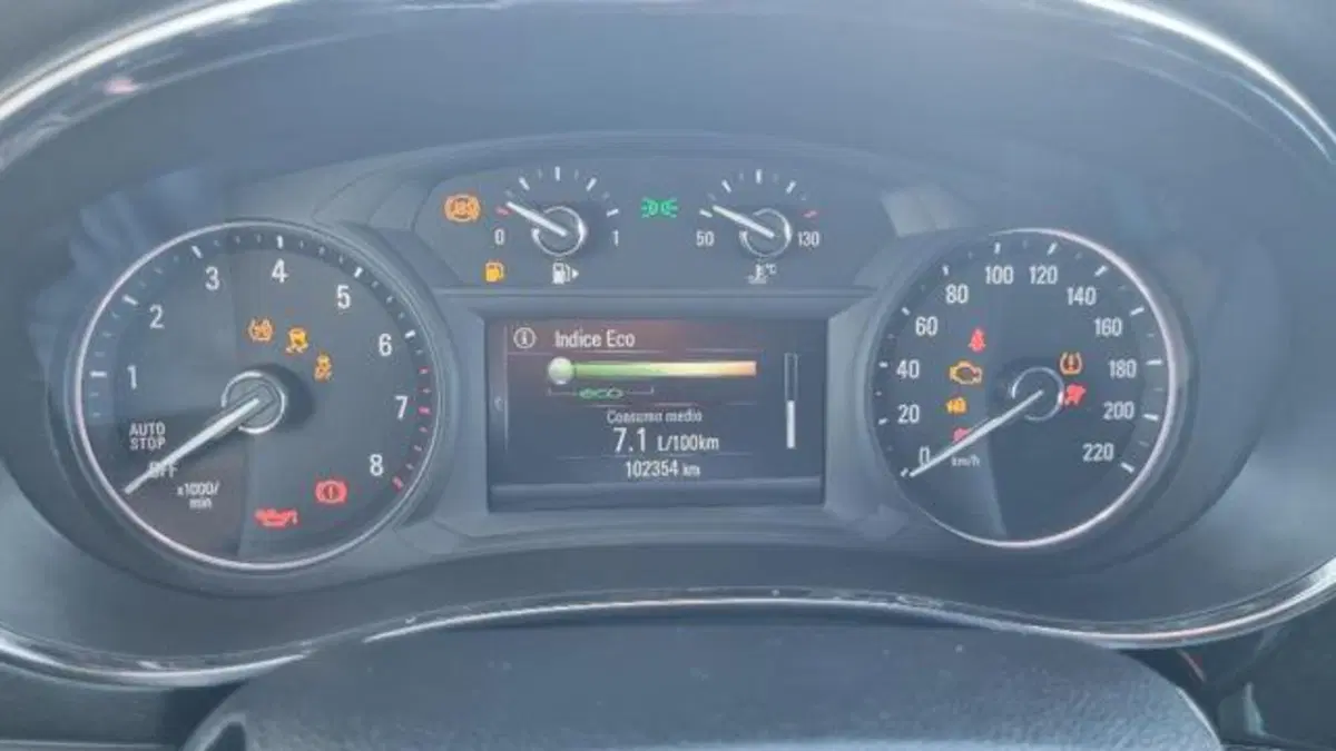 Opel Mokka usata a Savona (9)