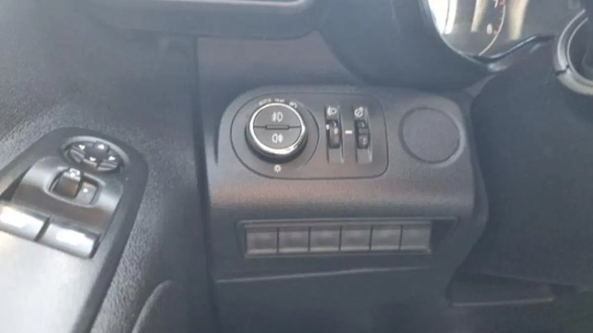 Opel Combo Furgone usata a Savona (14)