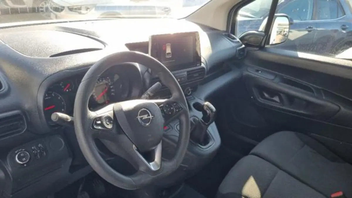 Opel Combo Furgone usata a Savona (17)
