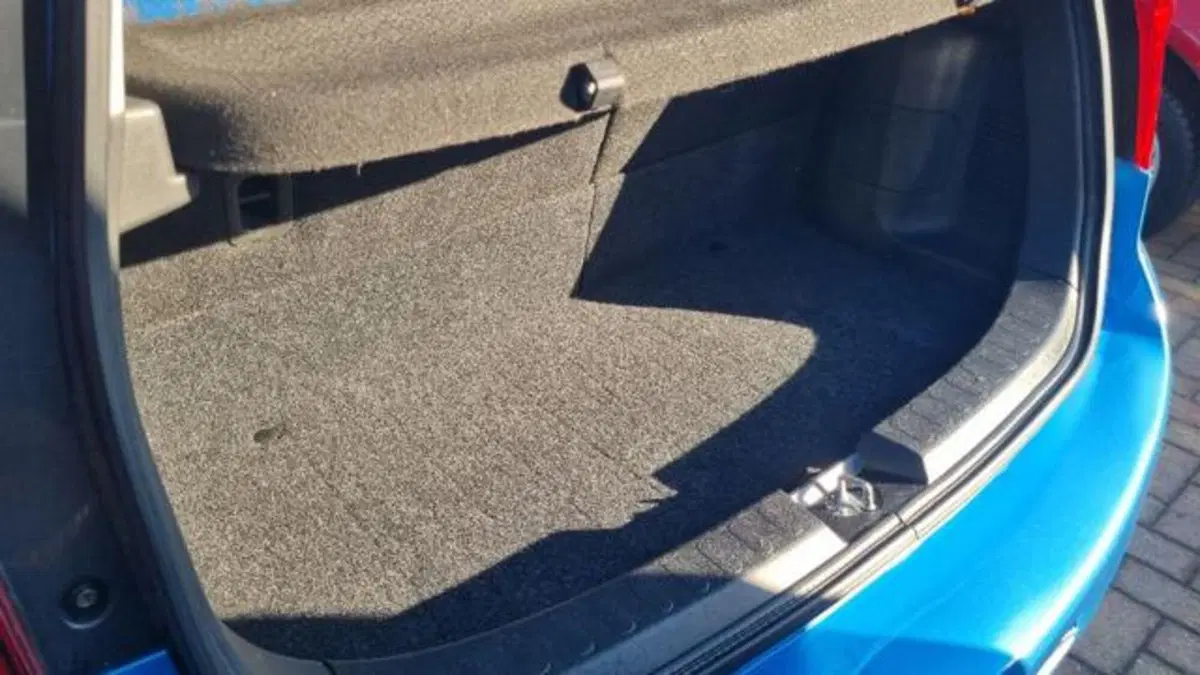 Opel Agila usata a Savona (18)