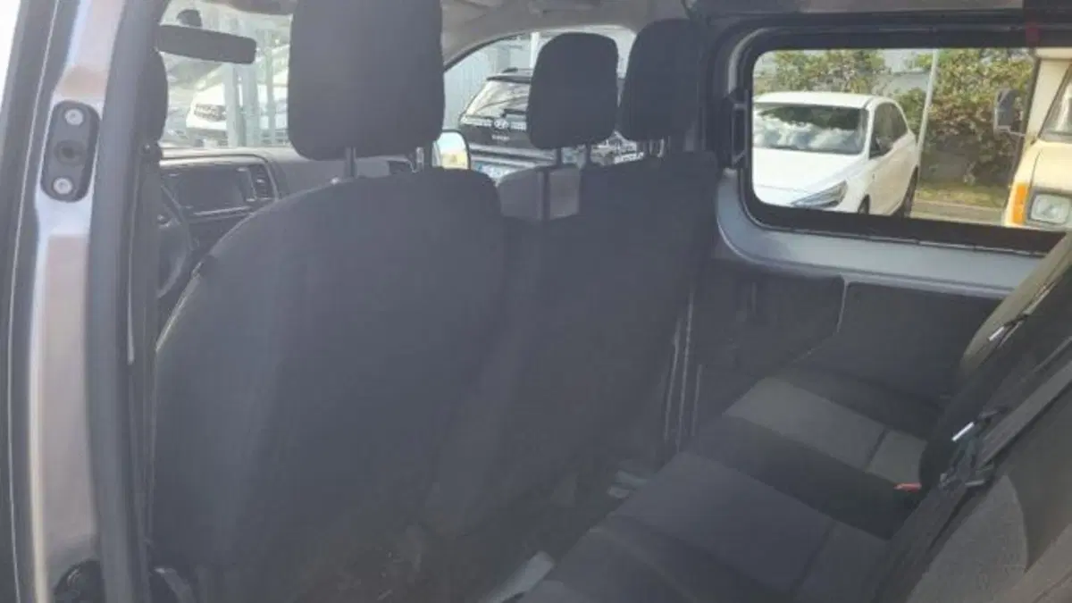 Opel Vivaro Furgone usata a Savona (10)
