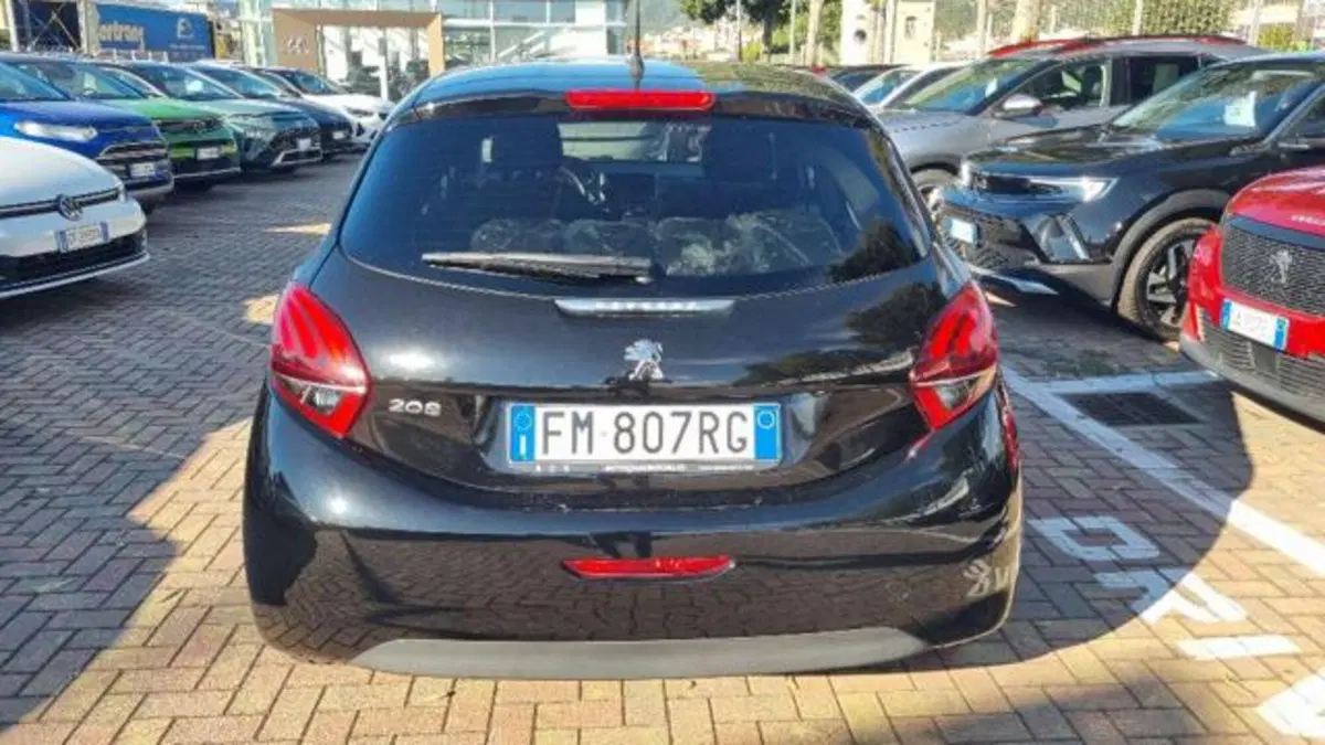 Peugeot 208 usata a Savona (12)