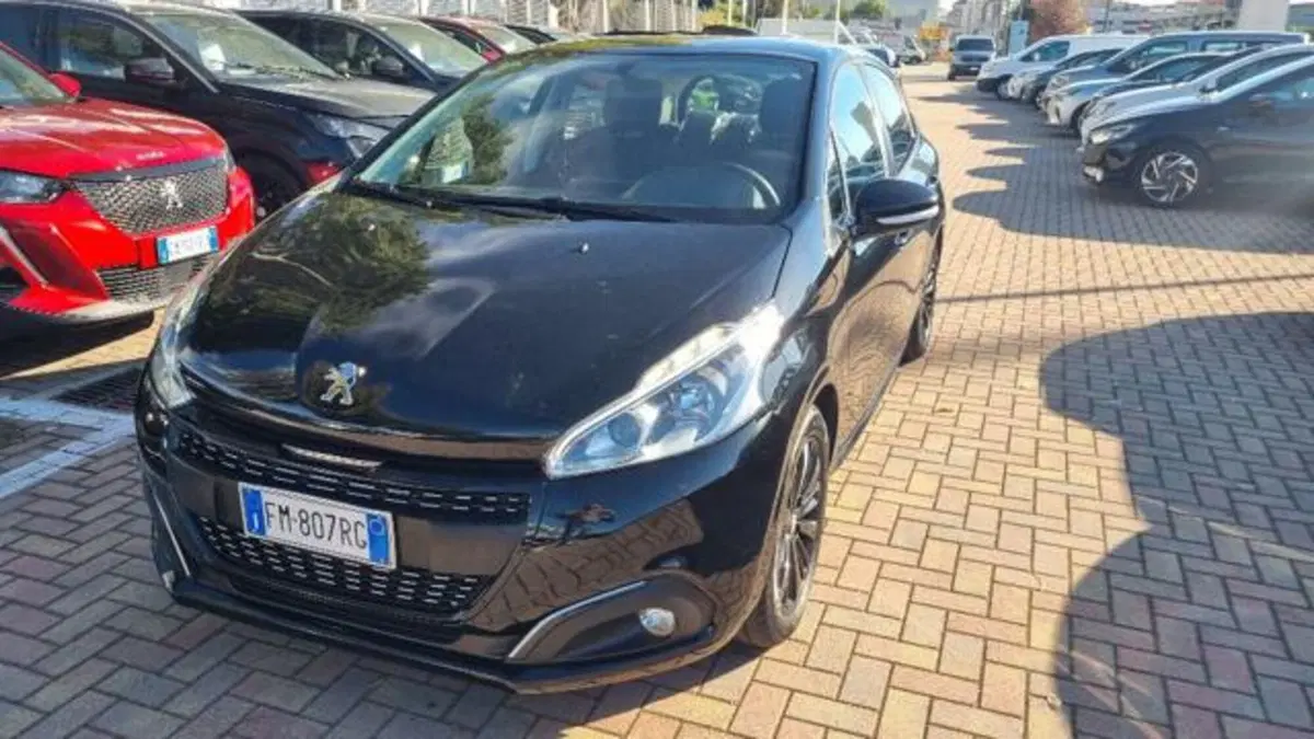 Peugeot 208 usata a Savona (3)