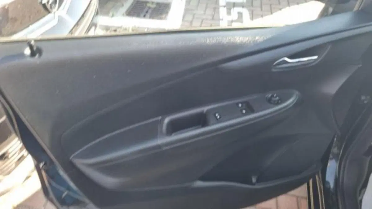 Opel Karl usata a Savona (10)