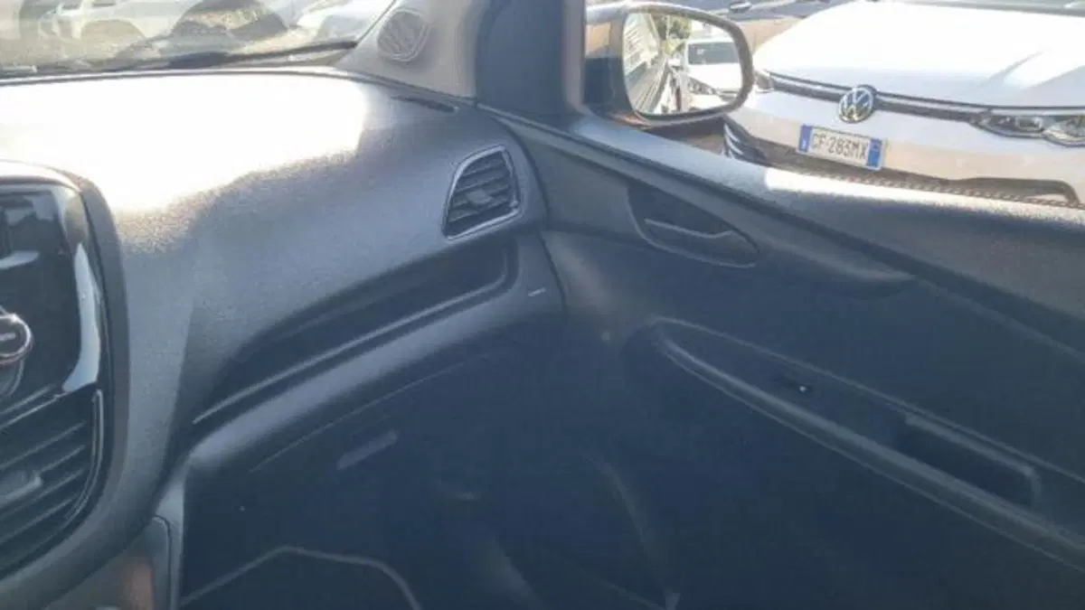 Opel Karl usata a Savona (20)