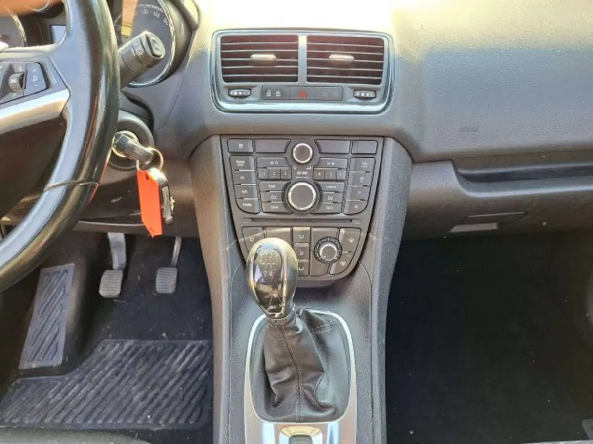 Opel Meriva usata a Como (10)