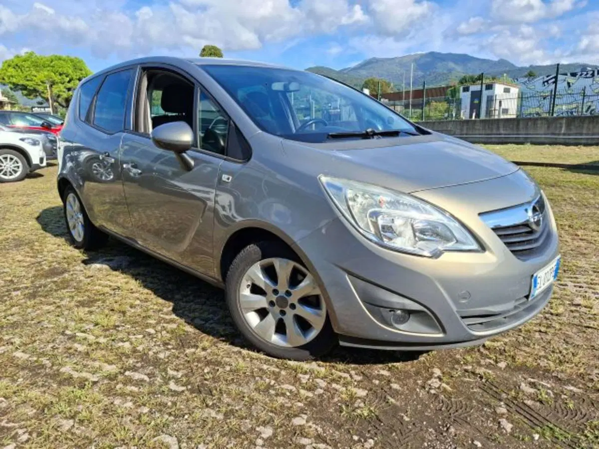 Opel Meriva usata a Como (2)