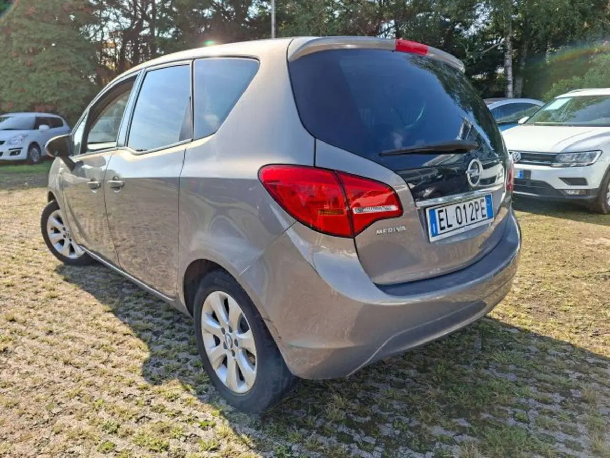 Opel Meriva usata a Como (4)