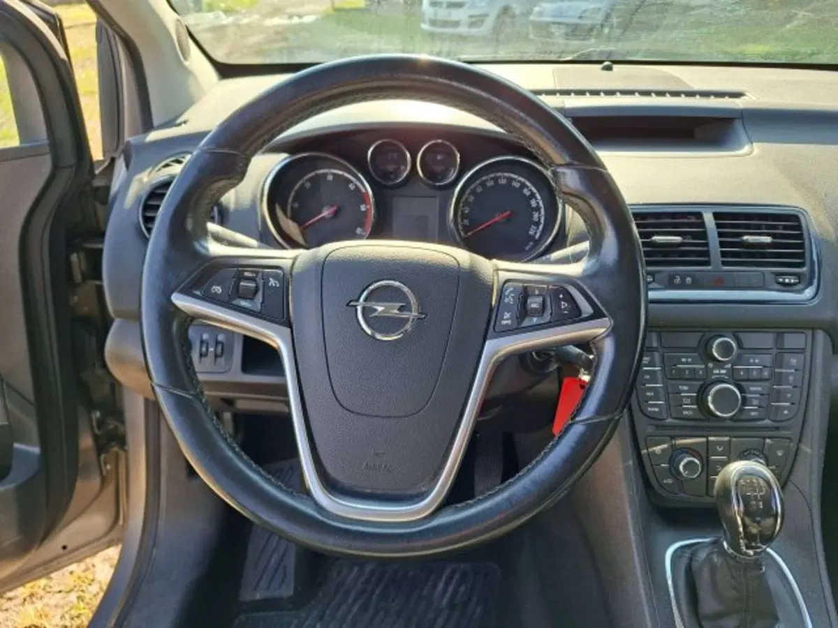 Opel Meriva usata a Como (8)