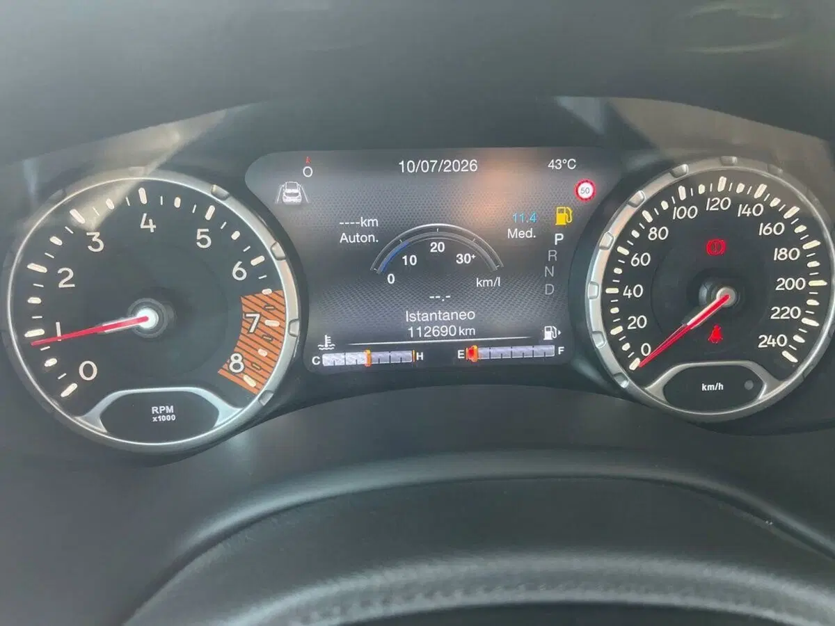 Jeep Renegade usata a Lecco (9)