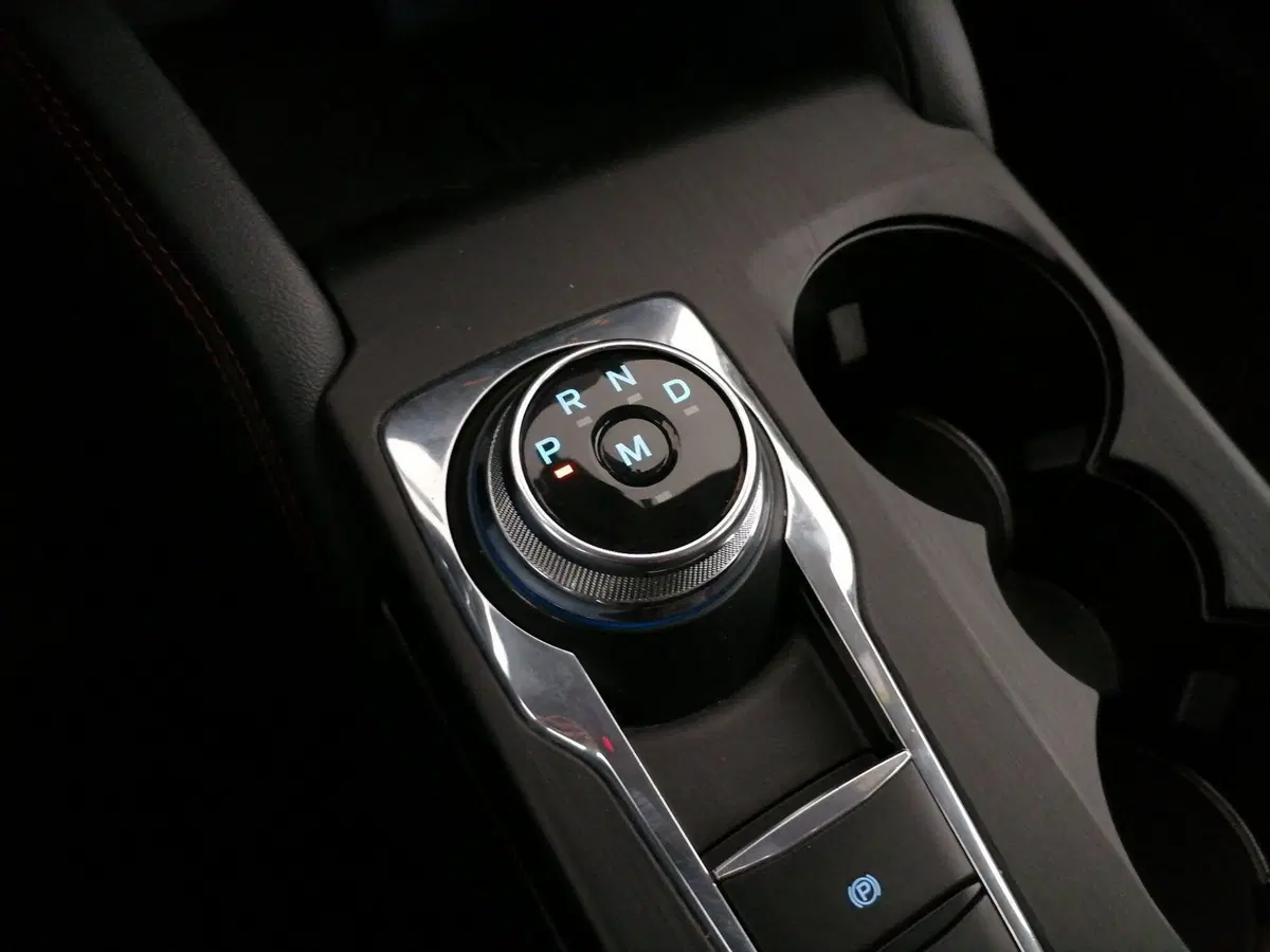 Ford Kuga usata a Roma (13)