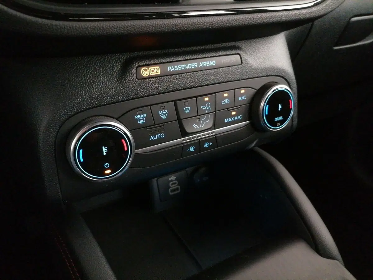 Ford Kuga usata a Roma (14)