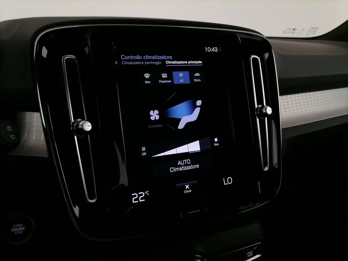 Volvo XC40 usata a Roma (16)