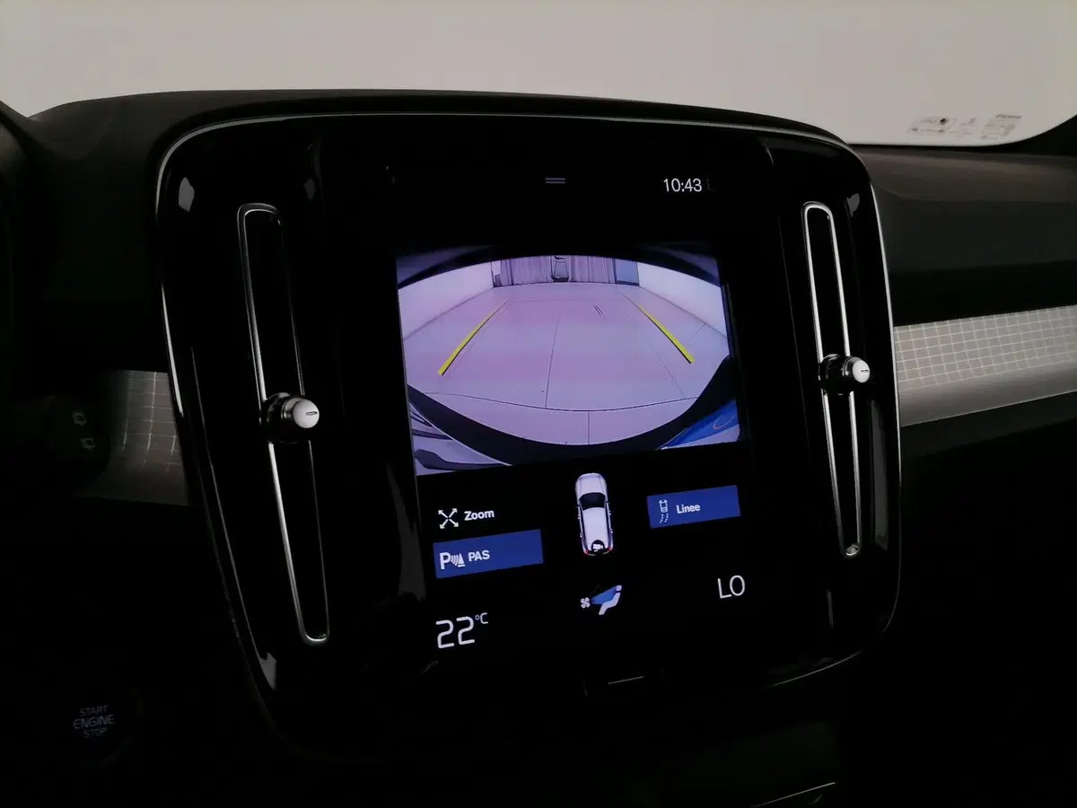 Volvo XC40 usata a Roma (17)