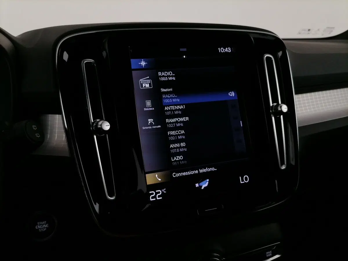 Volvo XC40 usata a Roma (18)