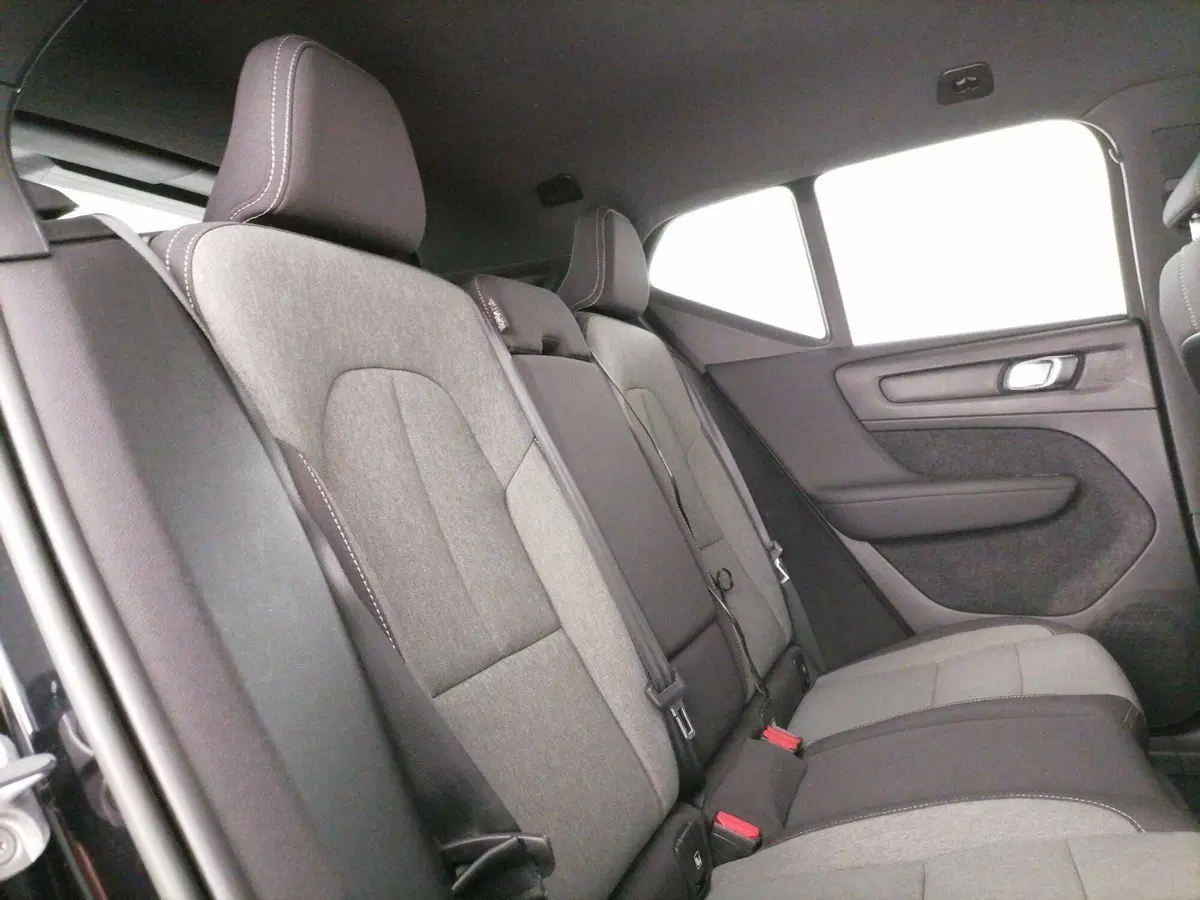Volvo XC40 usata a Roma (8)