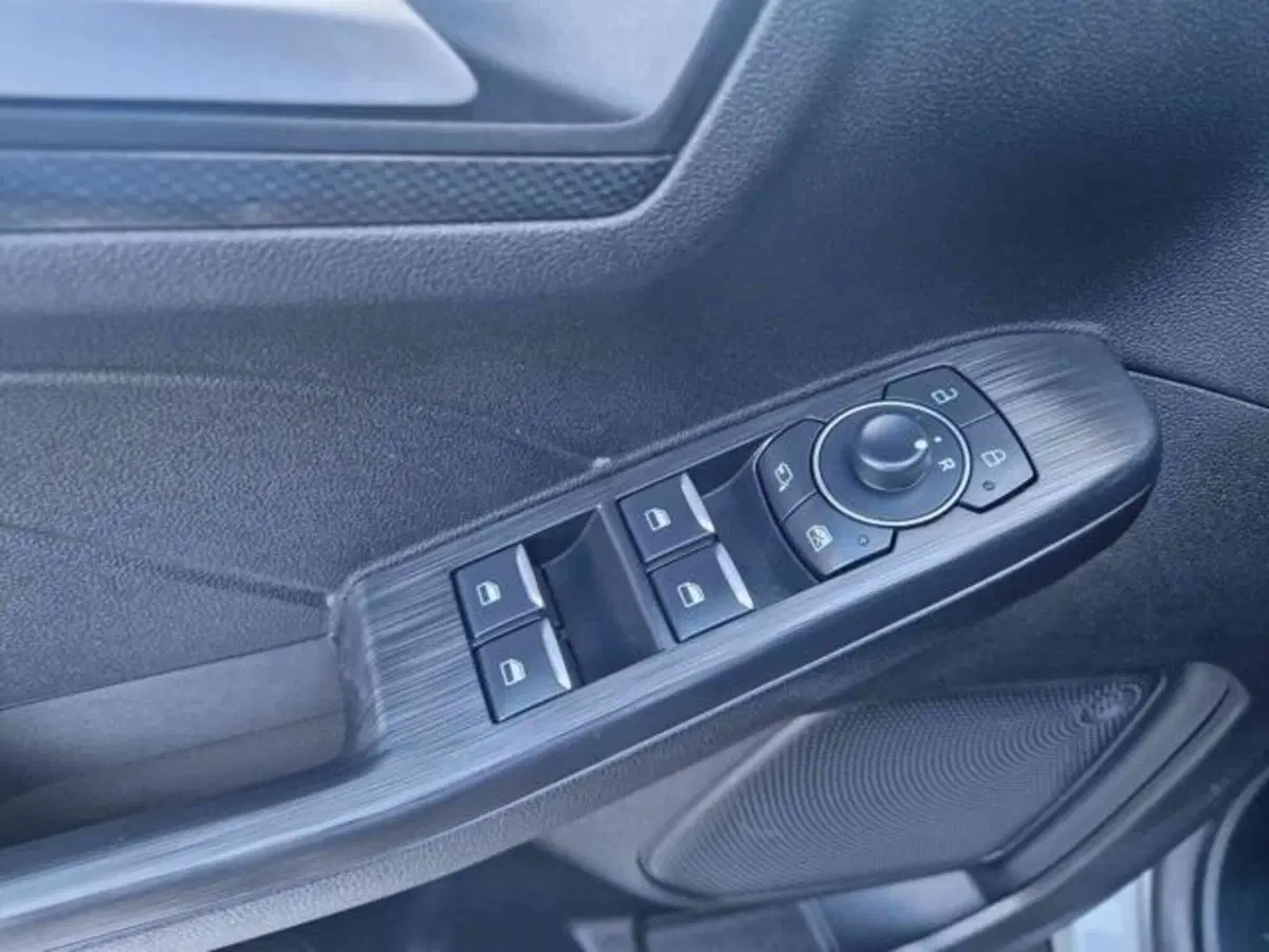 Ford Kuga usata a Bologna (18)