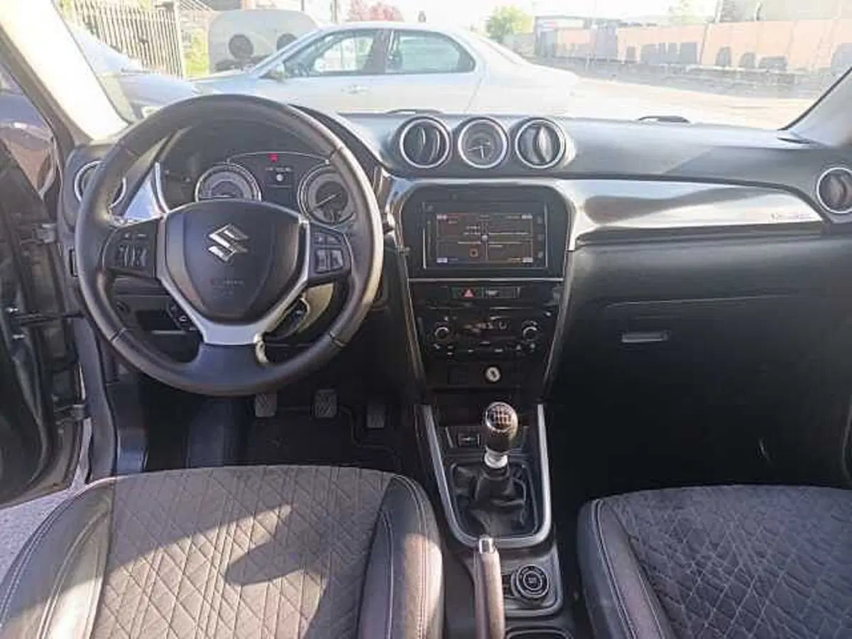 Suzuki Vitara usata a Siena (15)