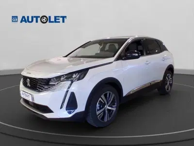 Peugeot 3008 PureTech Turbo 130 S&S Allure Pack del 2023 usata a Genova