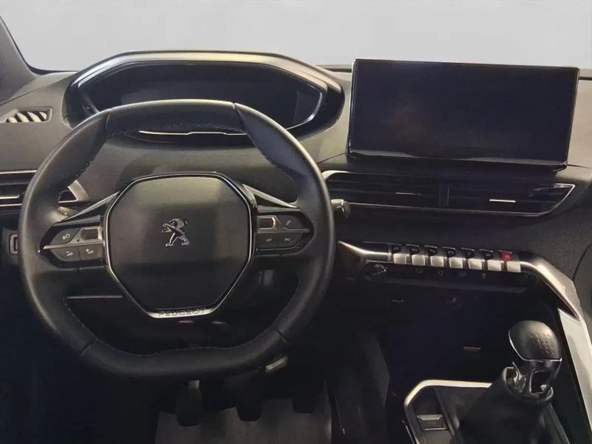 Peugeot 3008 usata a Genova (11)