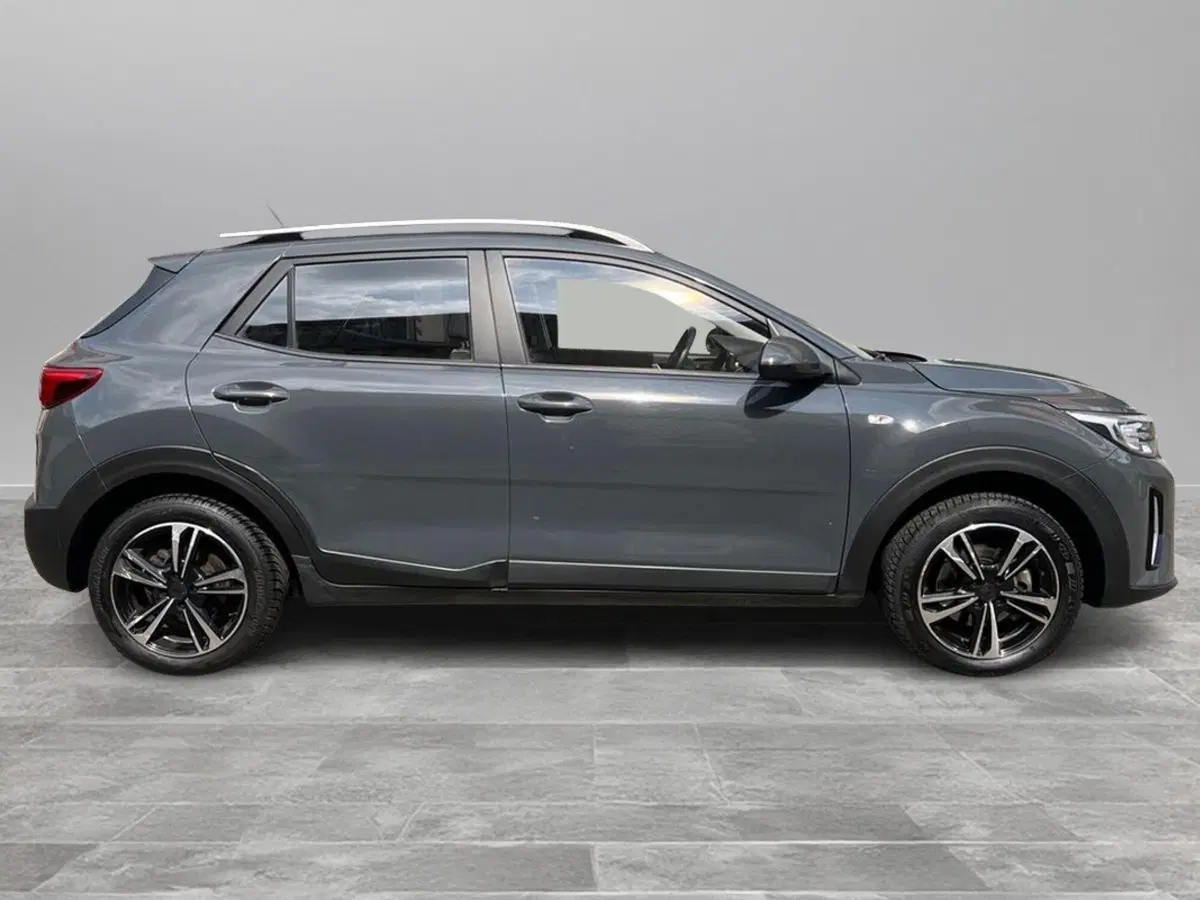 Kia Stonic usata a Arezzo (4)