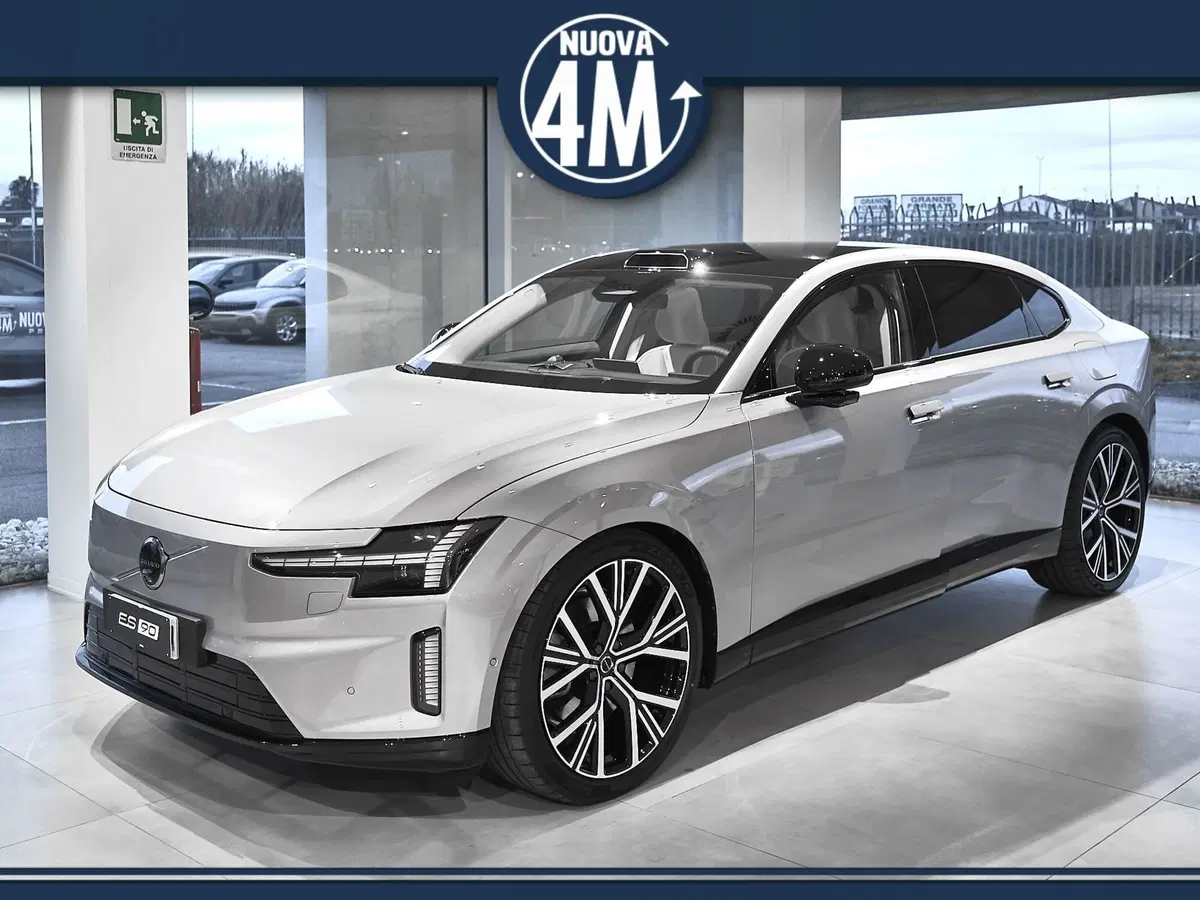 Volvo ES90 nuova a Prato