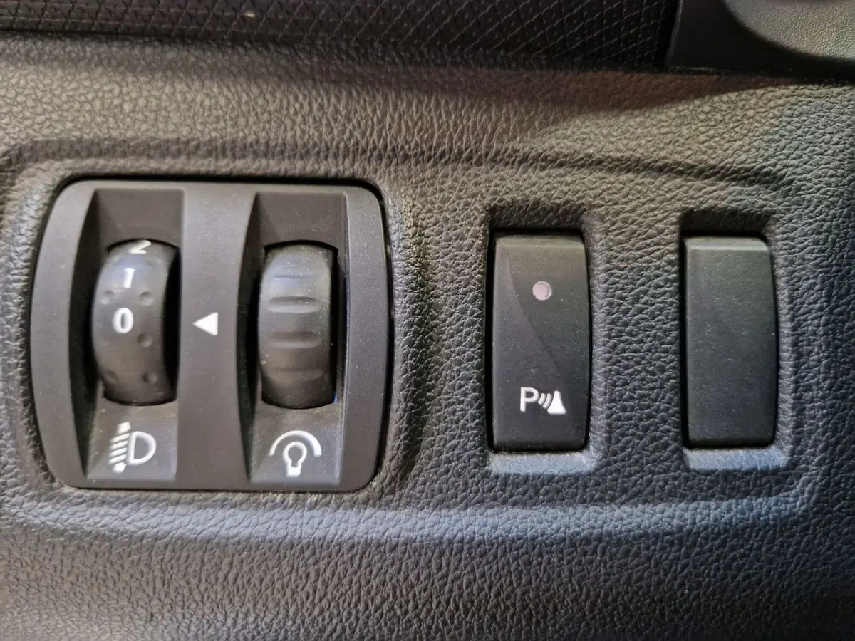 Renault Clio usata a Varese (12)