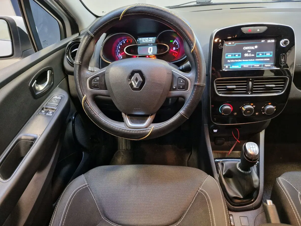 Renault Clio usata a Varese (18)