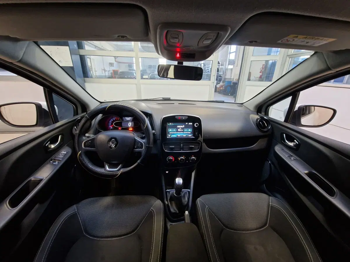 Renault Clio usata a Varese (19)