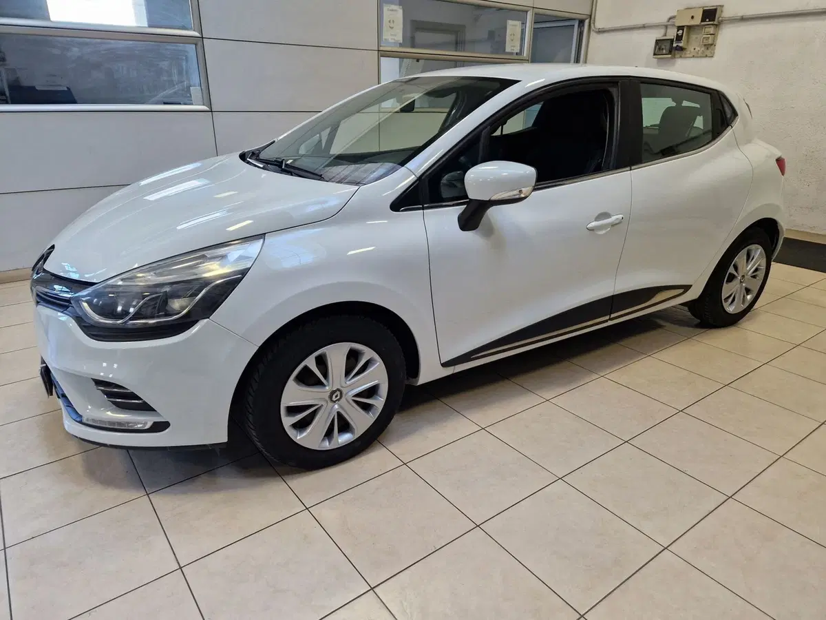 Renault Clio usata a Varese (2)