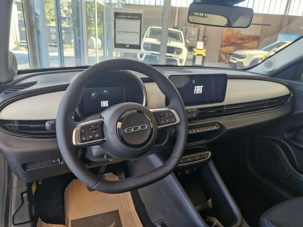 Fiat 600 nuova a Frosinone (11)