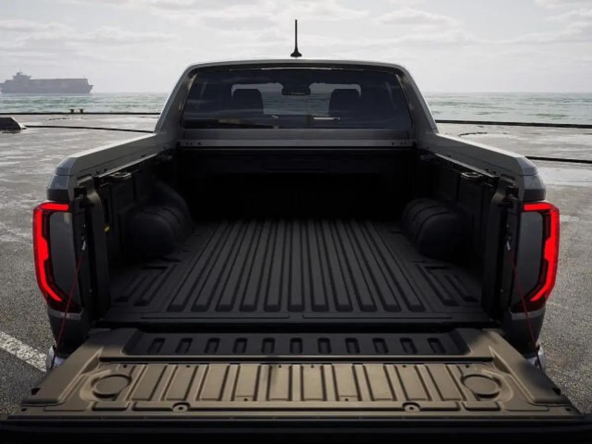 Volkswagen Amarok nuova a Vicenza (14)