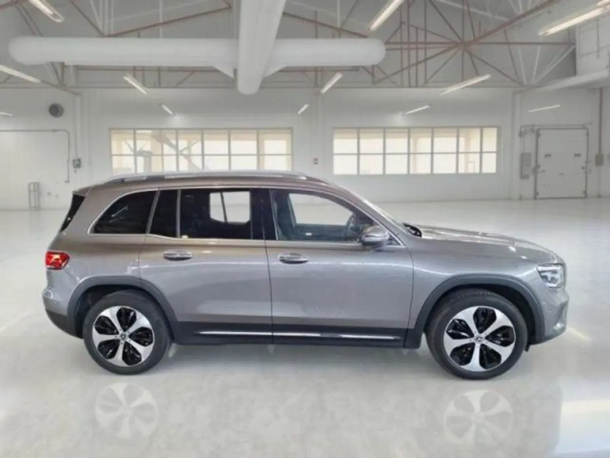 Mercedes-Benz GLB usata a Catania (6)
