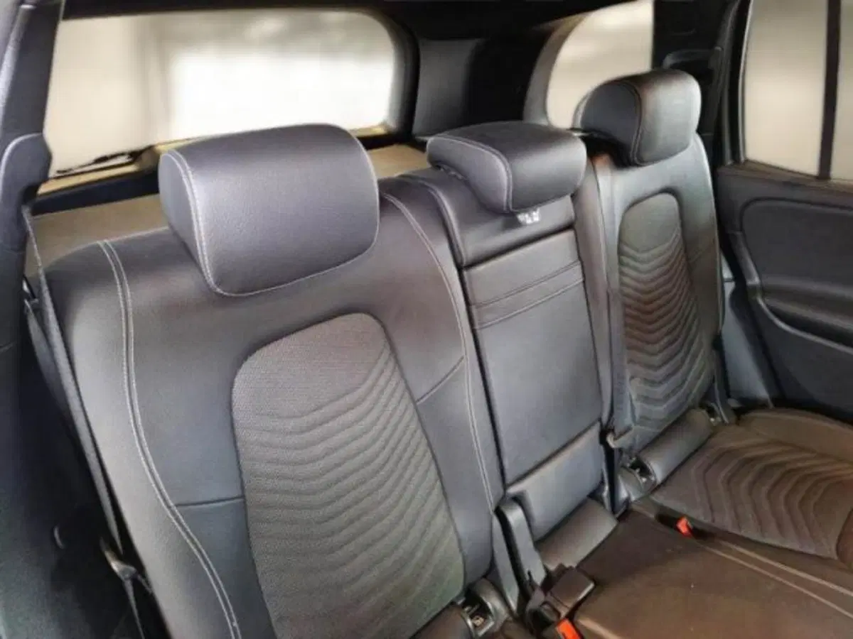 Mercedes-Benz GLB usata a Catania (9)