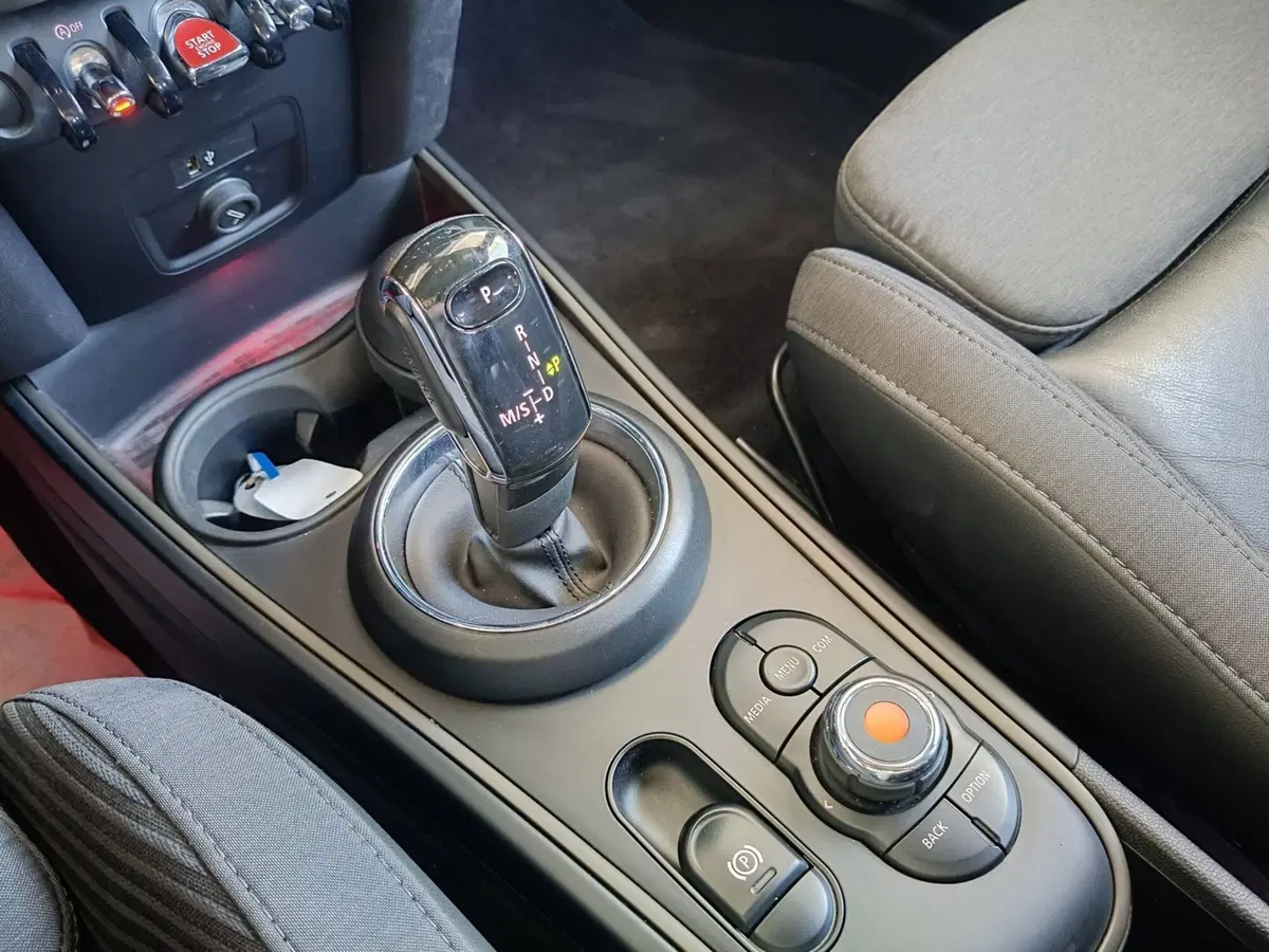 MINI Mini Countryman usata a Ascoli Piceno (17)