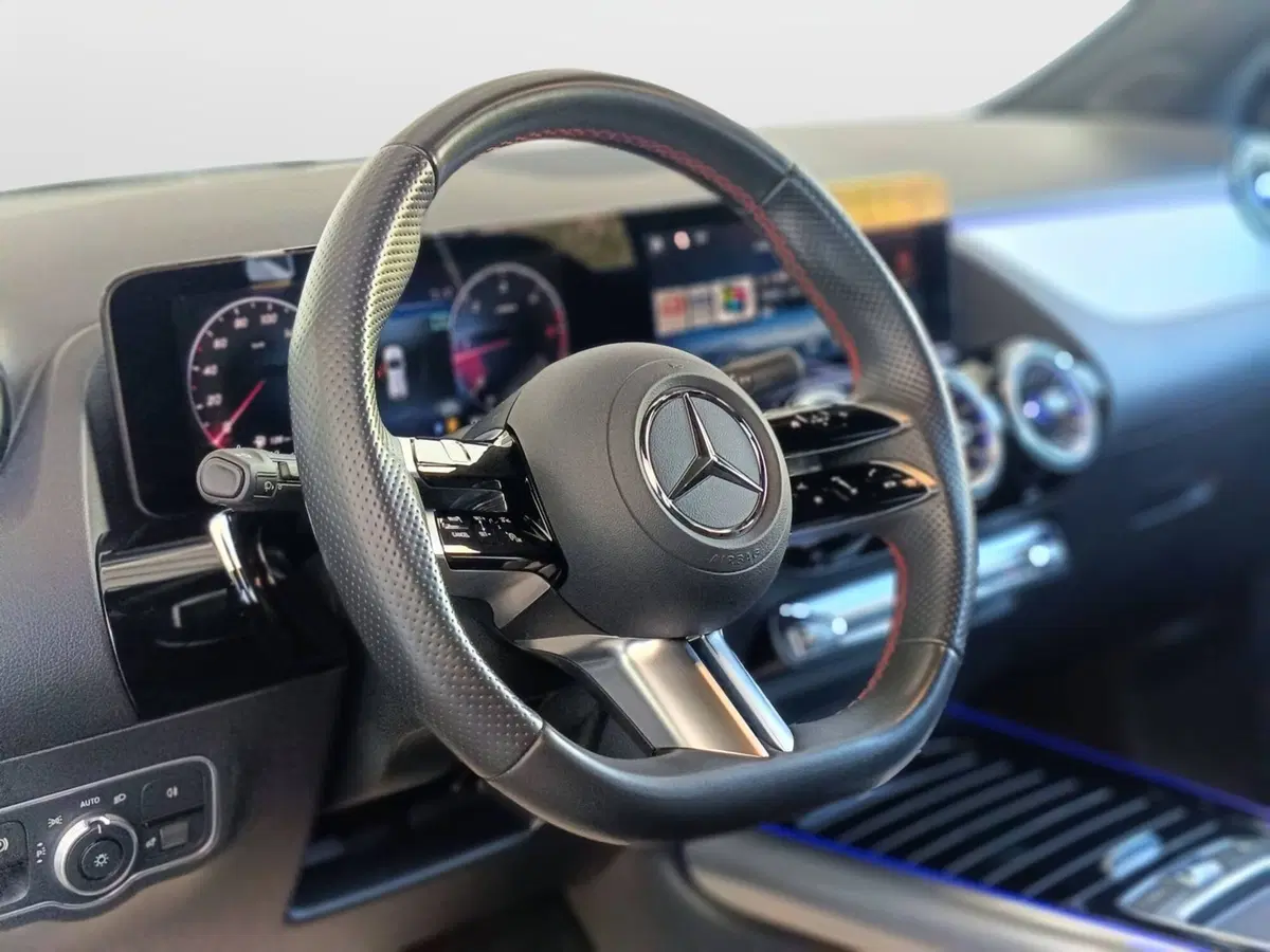 Mercedes-Benz GLA SUV usata a Ascoli Piceno (18)