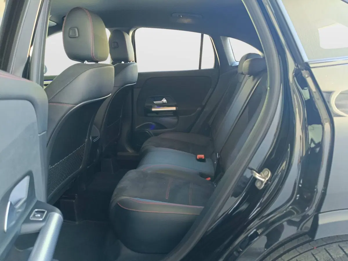Mercedes-Benz GLA SUV usata a Ascoli Piceno (9)
