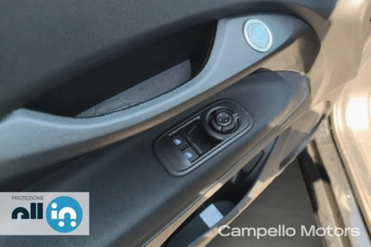 Fiat 500 nuova a Venezia (17)