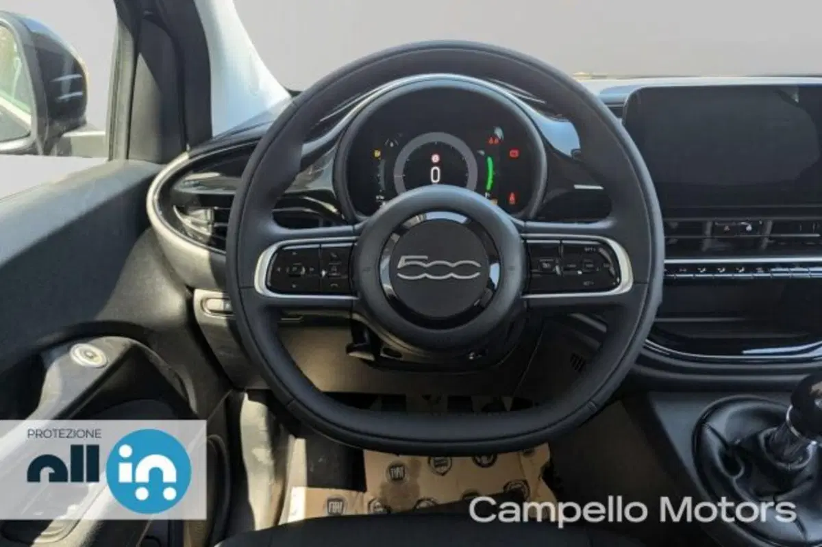 Fiat 500 nuova a Venezia (8)