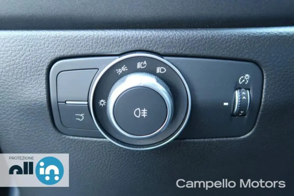 Alfa Romeo Tonale nuova a Venezia (15)