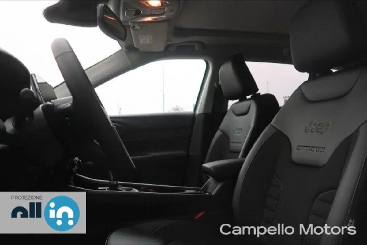 Jeep Compass nuova a Venezia (5)