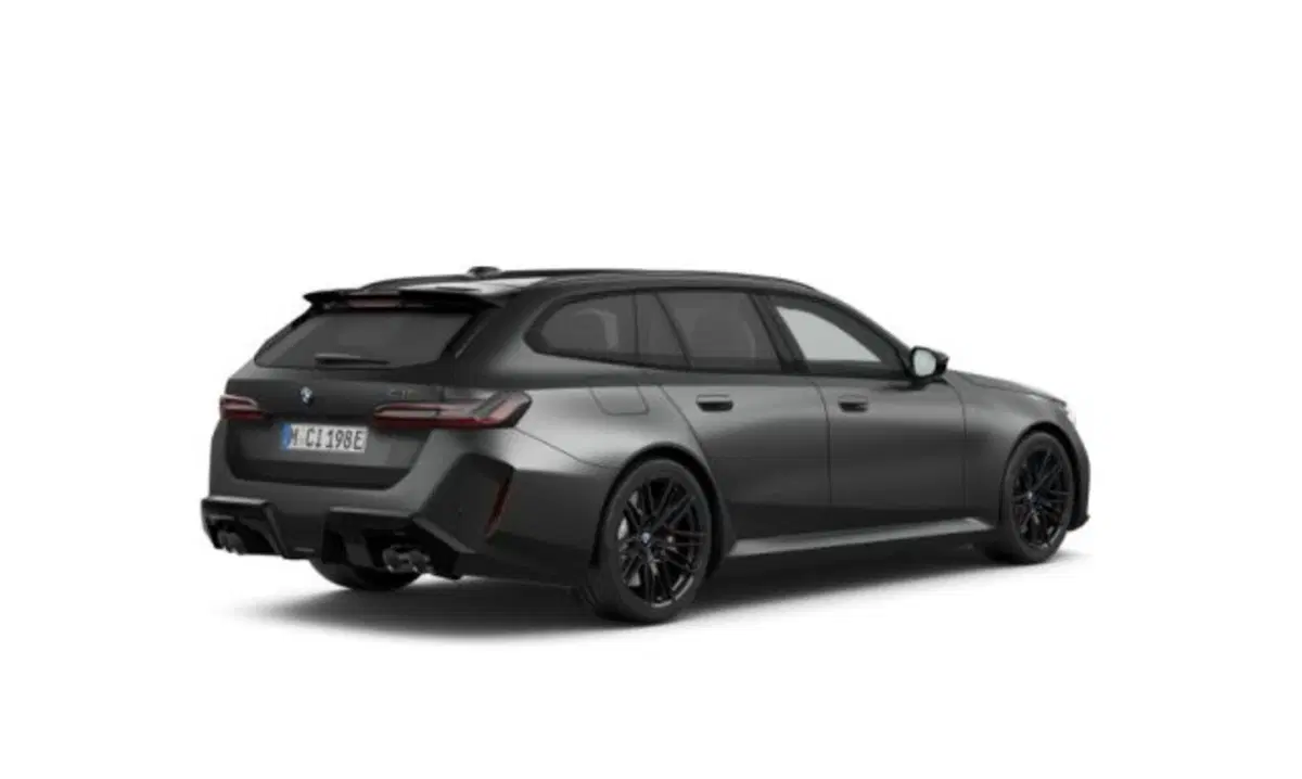 BMW Serie 5 Touring nuova a Verona (2)
