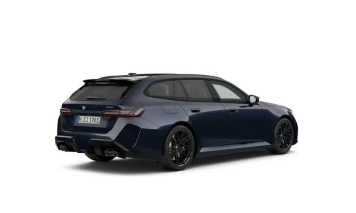 BMW Serie 5 Touring nuova a Verona (2)
