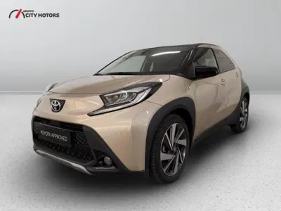 Toyota Aygo X 1.0 Lounge 72cv del 2022 usata a Monza