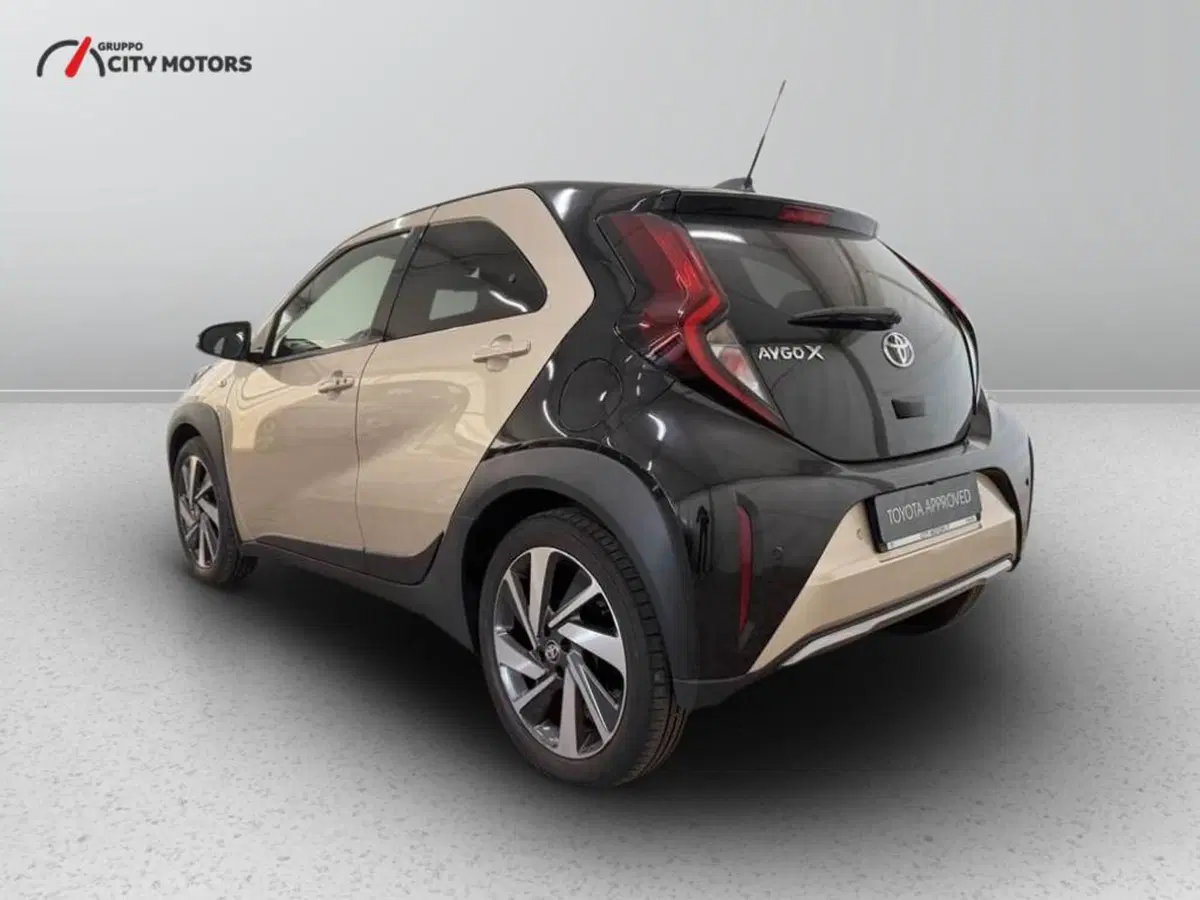 Toyota Aygo X usata a Monza e Brianza (5)