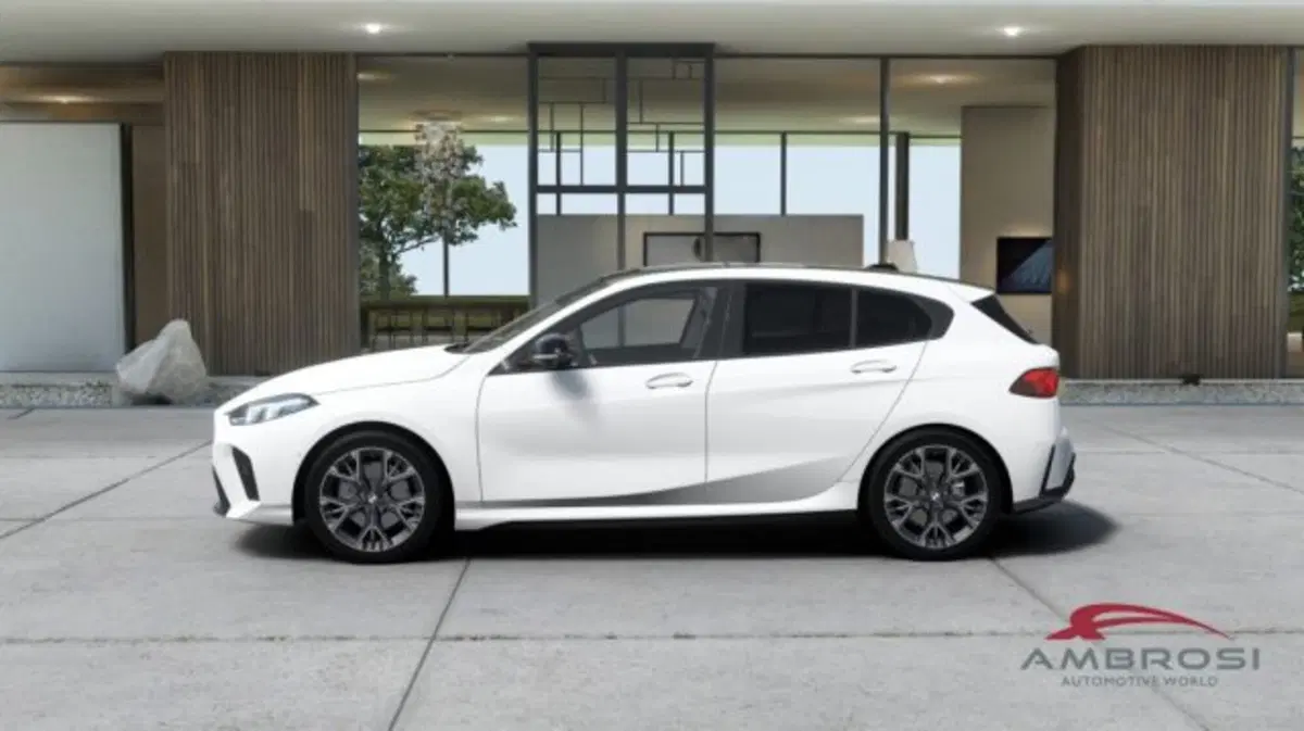 BMW Serie 1 nuova a Perugia (3)