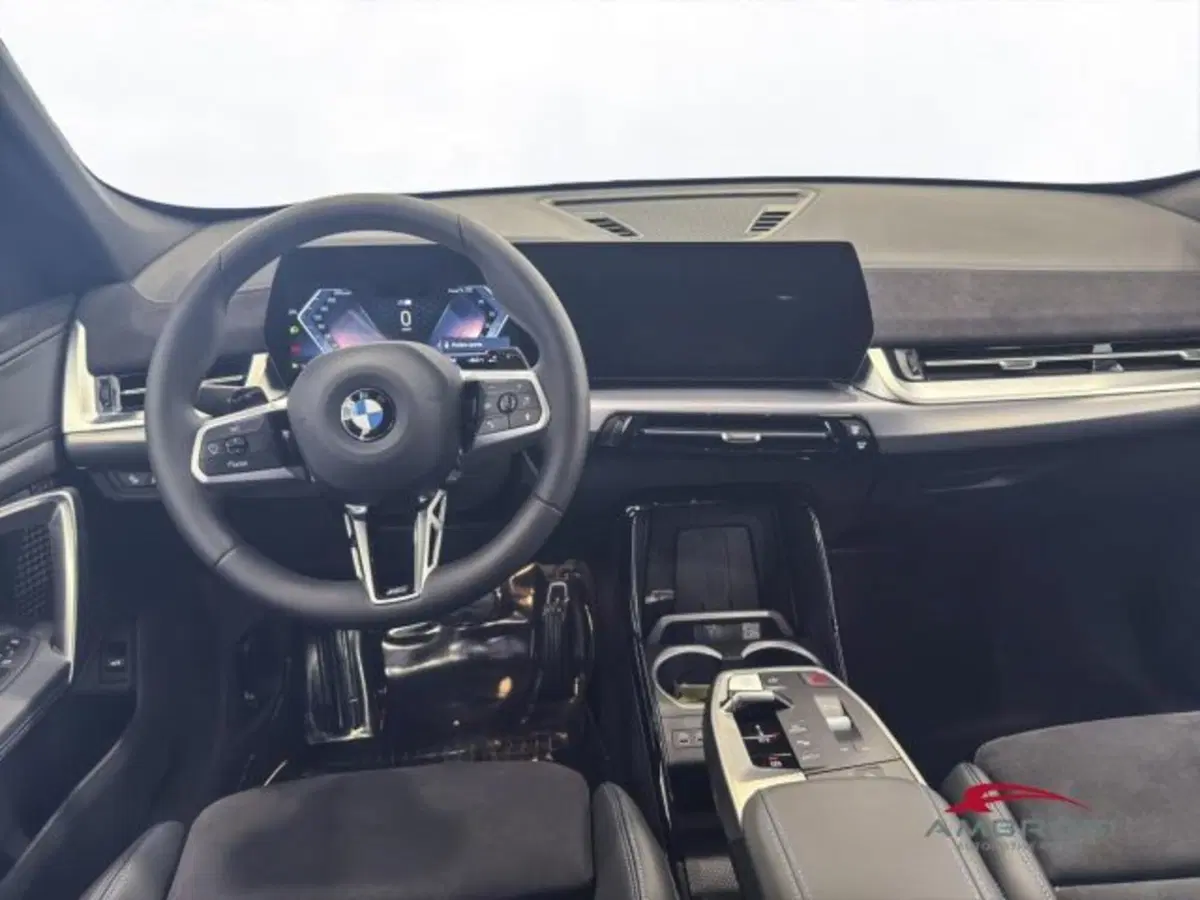 BMW X1 nuova a Perugia (12)