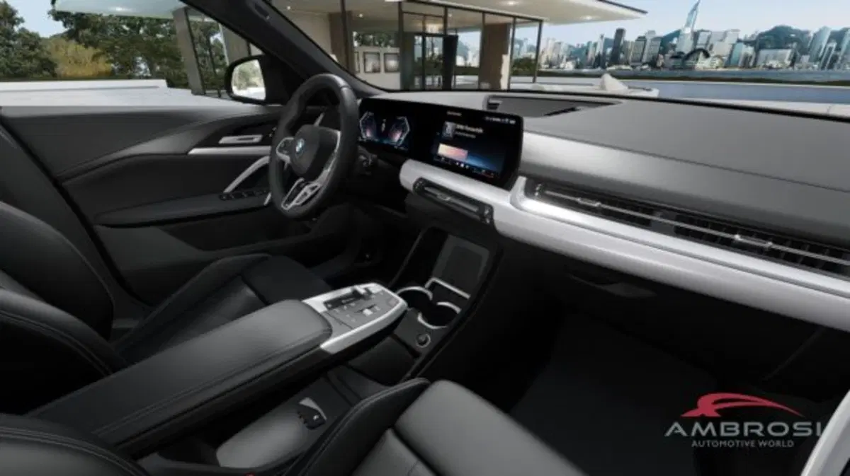 BMW X2 nuova a Perugia (9)