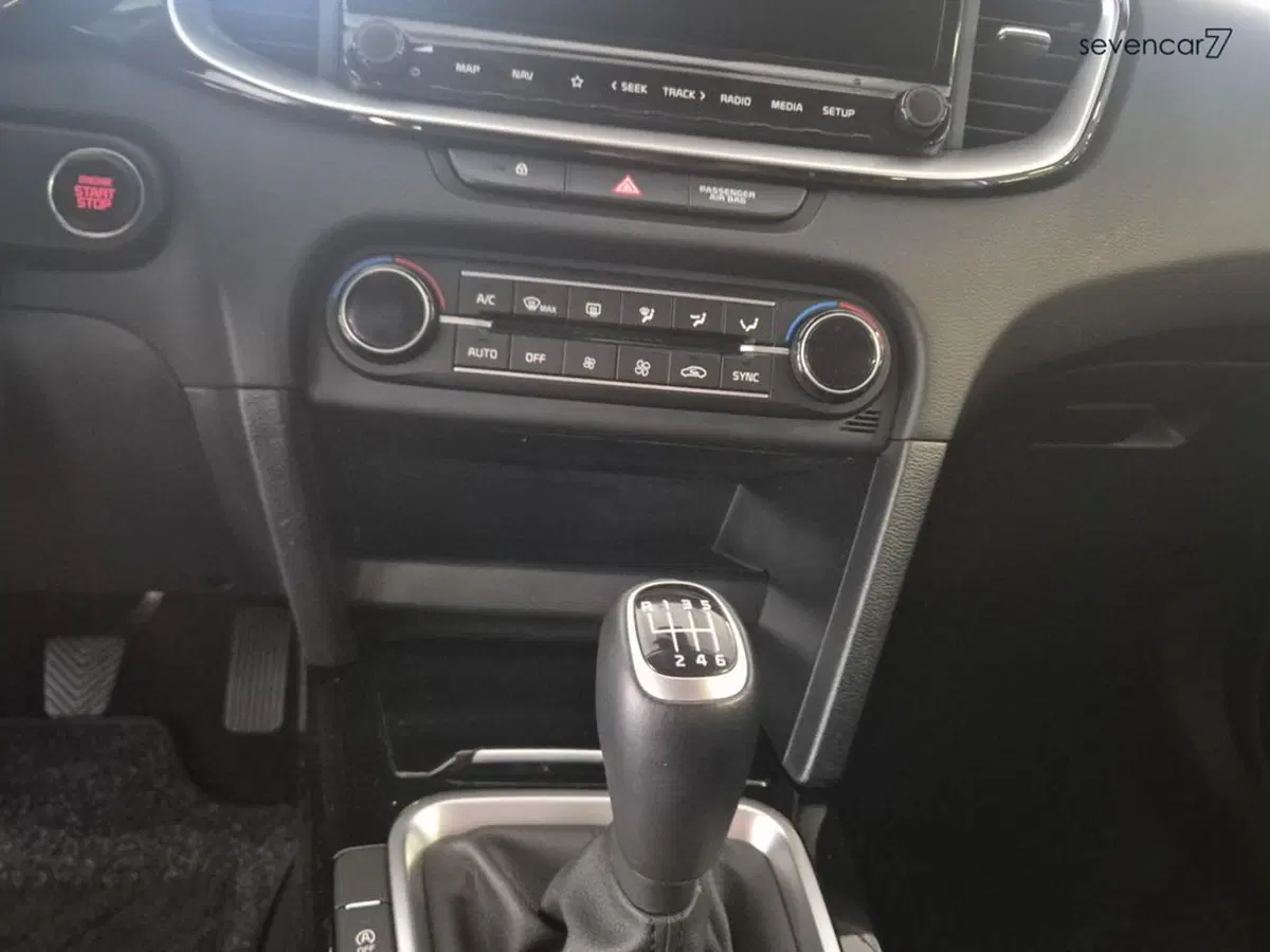 Kia XCeed usata a Verona (11)