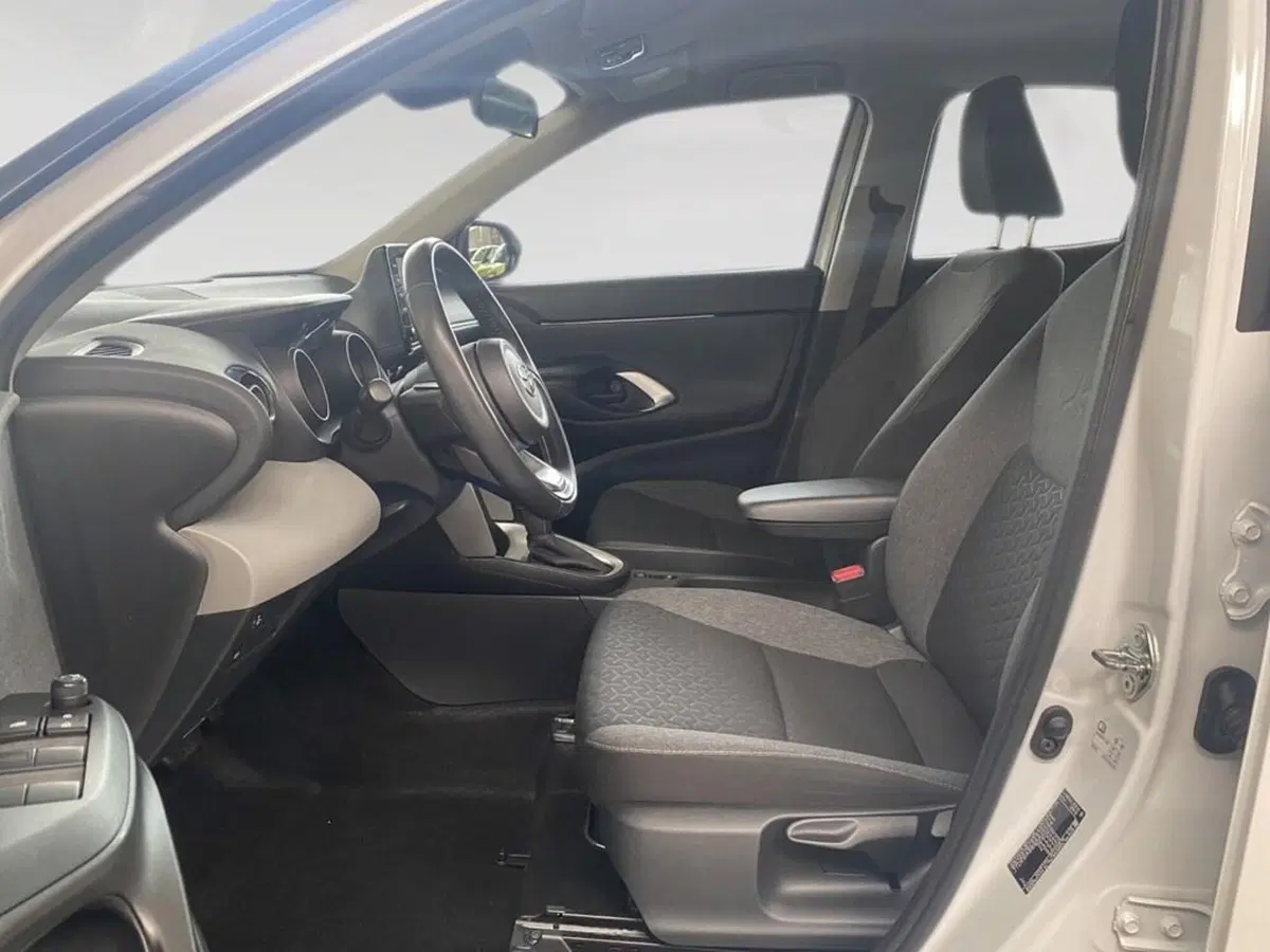 Toyota Yaris Cross usata a Torino (7)